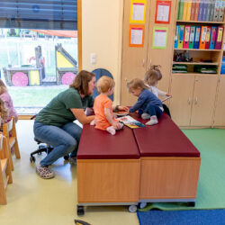 _kinderkrippe-zwerge-kita-st-nikolaus-windheim-entdecken-lernen